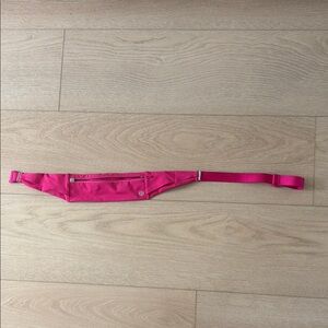 Lululemon Fast and Free Running Belt S/M